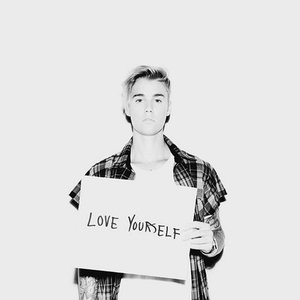 'Love Yourself'の画像