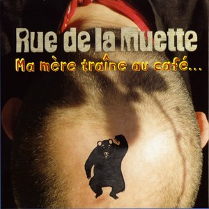 Ma mère traine au café