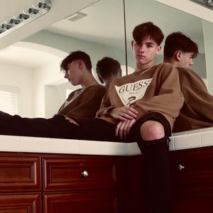 TheKidBHart 的头像
