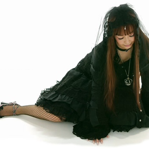 畑亜貴 photo provided by Last.fm