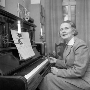 Helvi Leiviskä 的头像