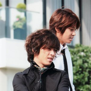 Imagem de '手越祐也 & 山下智久'