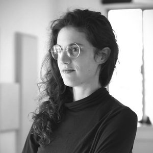Celia Hollander 的头像