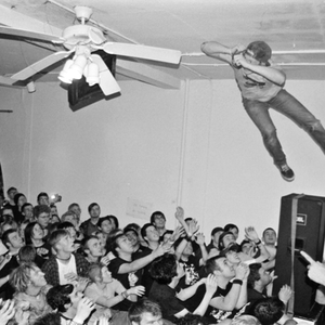 9 Shocks Terror photo provided by Last.fm