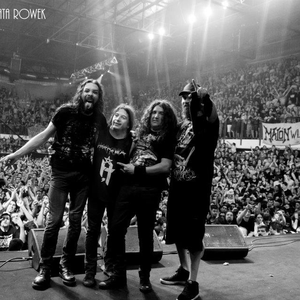 Malón photo provided by Last.fm