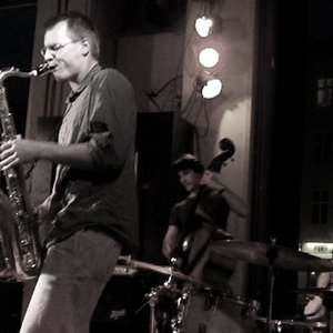 Аватар для Uli Kempendorff Quartet