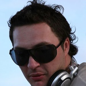 DJ Kolya için avatar