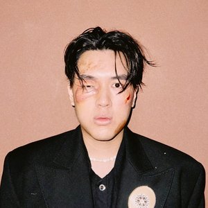 Gummy B のアバター