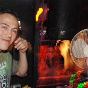 DJ MIGUEL 的头像