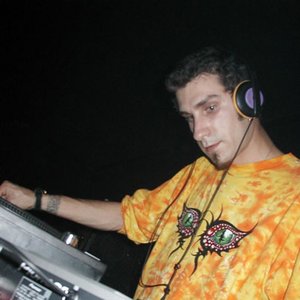 Rahatmahatix 的头像