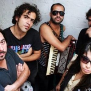 Fernando Milagros & The Falsos 的头像