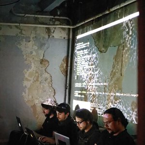 Benoît and the Mandelbrots 的头像