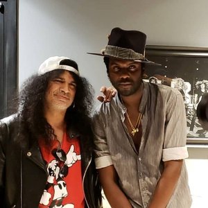Slash feat. Gary Clark Jr. 的头像
