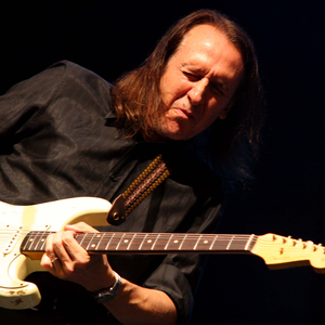 Michael Landau Group photo provided by Last.fm