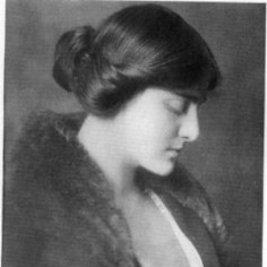 Dame Myra Hess photo provided by Last.fm