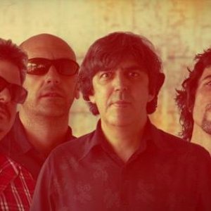 Jose Casas Y La Pistola De Papá 的头像