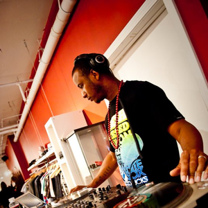 AmpLive photo provided by Last.fm