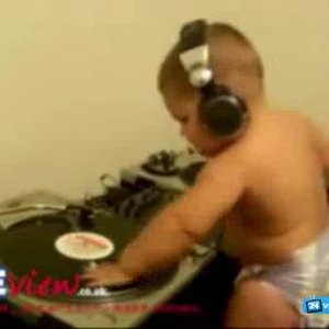 DJ Hurley 的头像