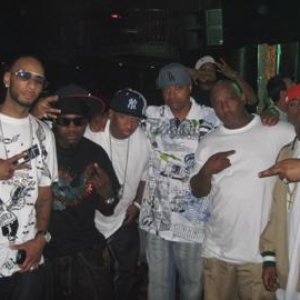 Larsiny Family 的头像
