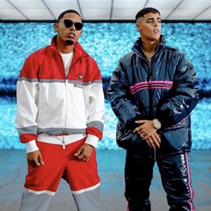 Lunay & Myke Towers 的头像