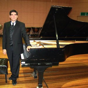 Luis Sanchez 的头像