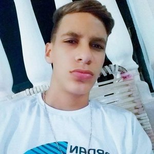 Avatar for Liam Adrián