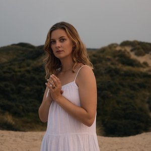 Avatar for Tessa June