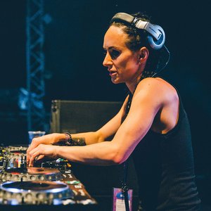 Hannah Wants için avatar