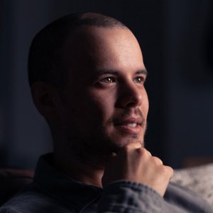 Yotam Ishay 的头像