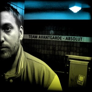 “Team Avantgarde-Absolut”的封面