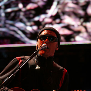 Simon Townshend photo provided by Last.fm