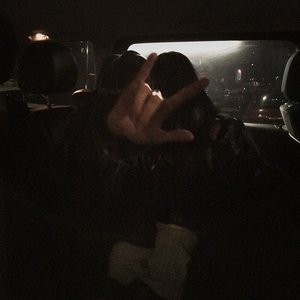 No iPhone - Single