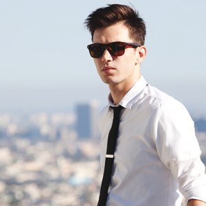 “Corey Gray”的封面