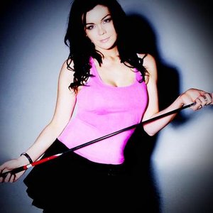 Nikki Kavanagh için avatar
