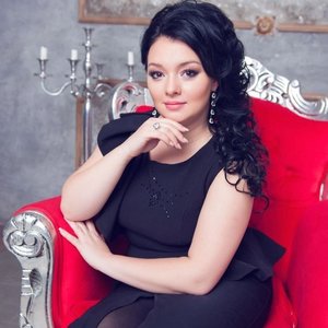 Эльмира Сулейманова için avatar