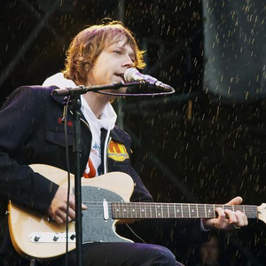 Magnet photo provided by Last.fm