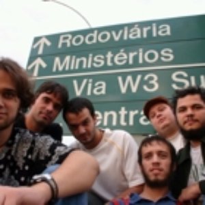 “Metrópole Locomotiva”的封面
