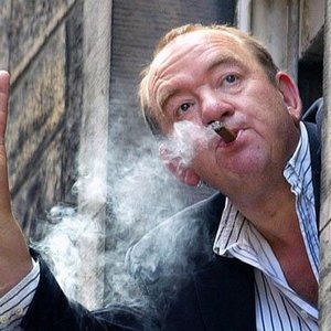 Mel Smith 的头像