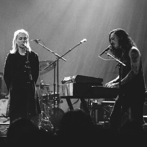 Phoebe Bridgers, Noah Gundersen & Abby Gundersen 的头像
