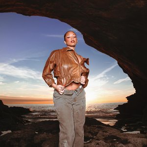 Linger ii / Coming of Age