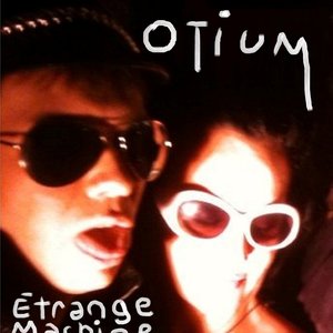 Etrange Machine - Single