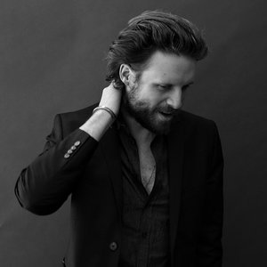 Father John Misty Profile Picture