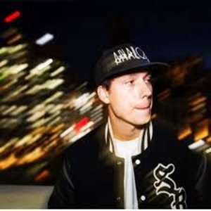 “Sam Be Yourself”的封面