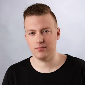 Avatar for Nik Stone