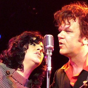 John C. Reilly & Angela Correa 的头像