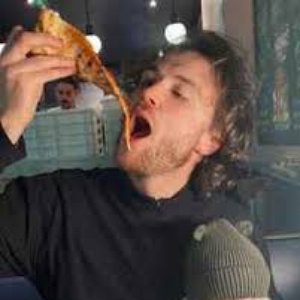 Pizza Hotline 🍕 için avatar