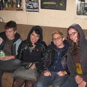 The Homewreckers 的头像