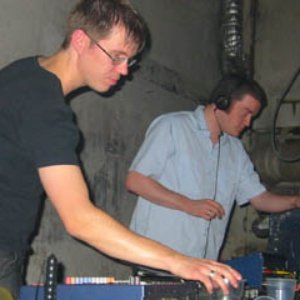 Hansen & DJ Daniel 的头像