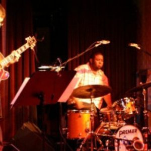 Samo Salamon Quartet 的头像