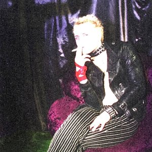 Alix Fernz 的头像